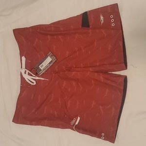 OHO Old Harbor Outfitters Schoolie boardshorts in red size 40 NWT